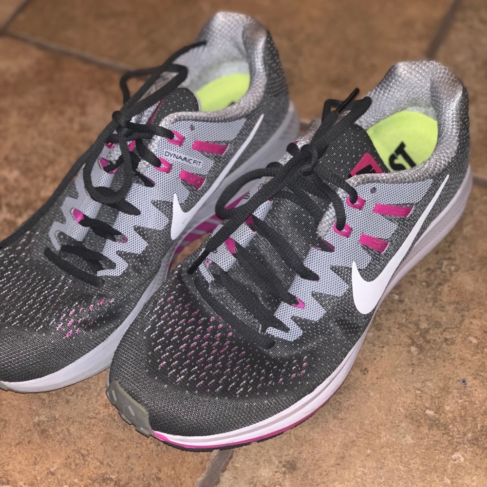 Nike Women’s Size 9.5 Running Shoes